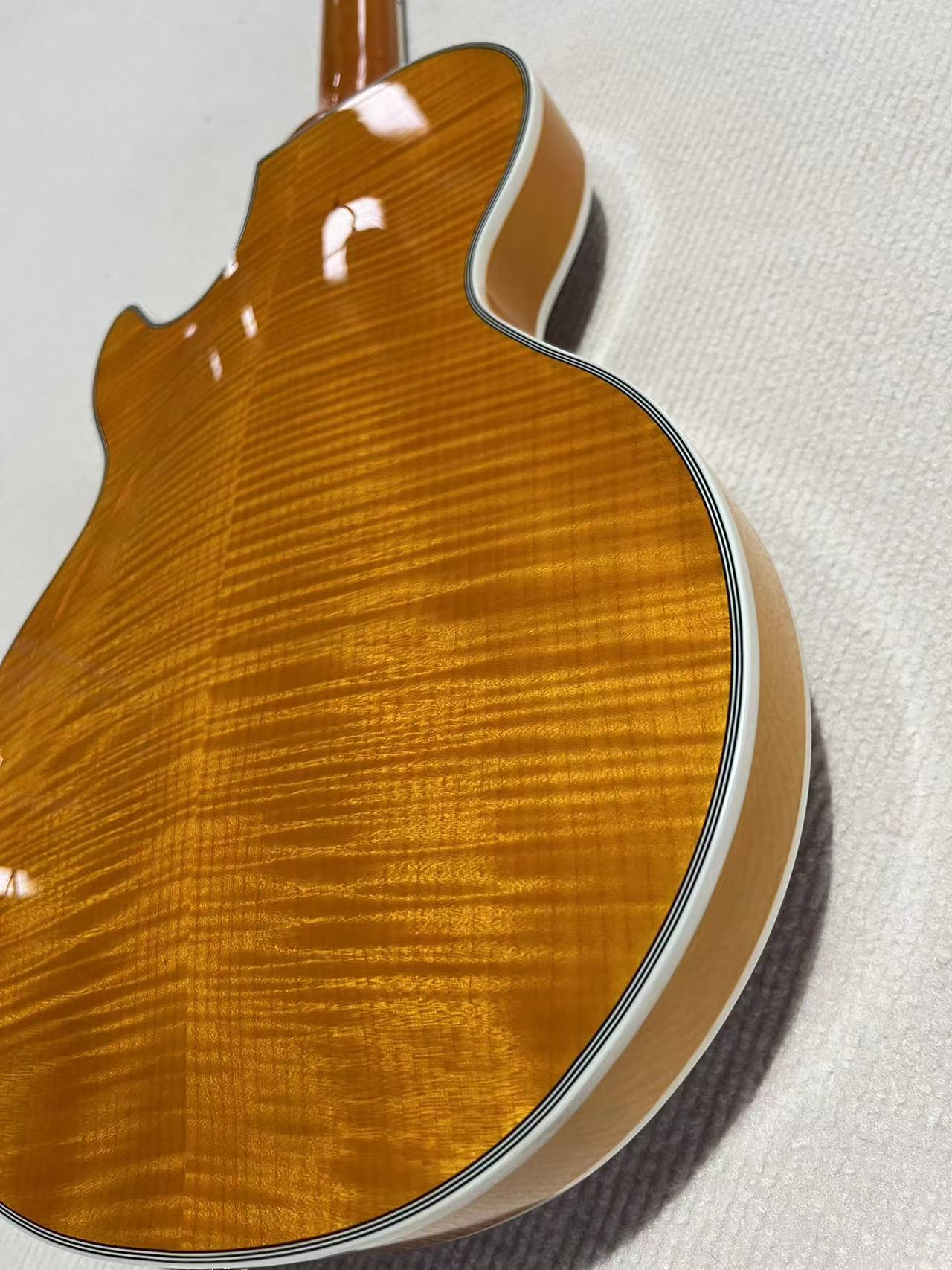 High-end timed high quality LP flame top electric guitar