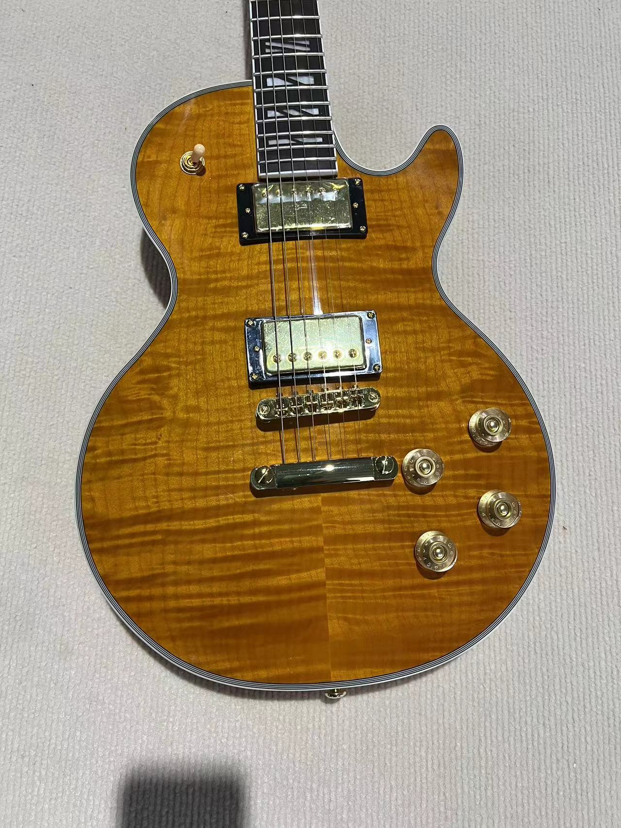 High-end timed high quality LP flame top electric guitar